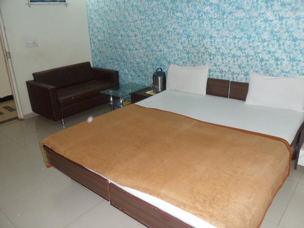Hotel Atithi Ahmedabad Bilik gambar